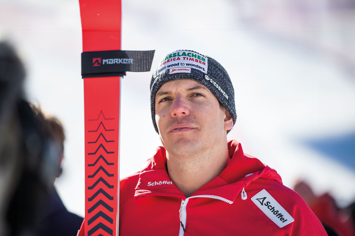Markus Salcher mit Ski