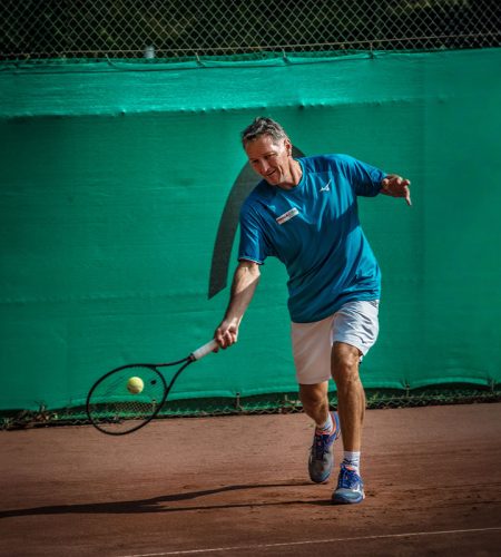 Manfred Hundstorfer bim Vorhand-Tennis